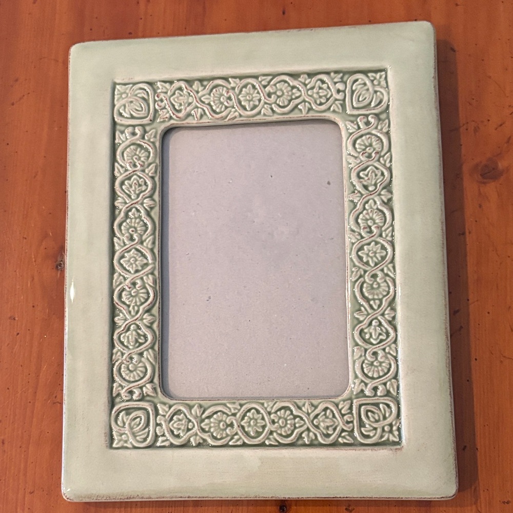 Elegant Green Ceramic Photo Frame